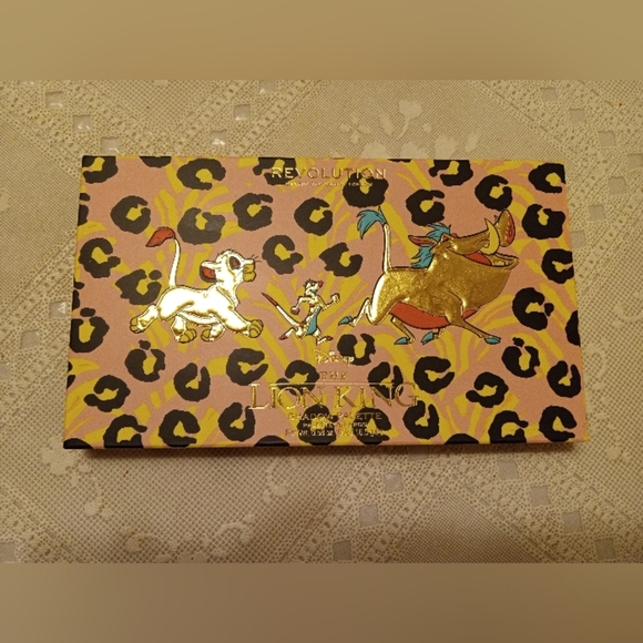 🆕 Disney's Lion King Revolution HAKUNA MATATA Eyeshadow Palette, Sealed, NIB - Picture 7 of 12